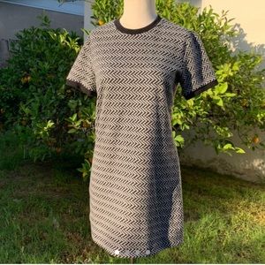 Forever 21 B&W Chevron pattern dress